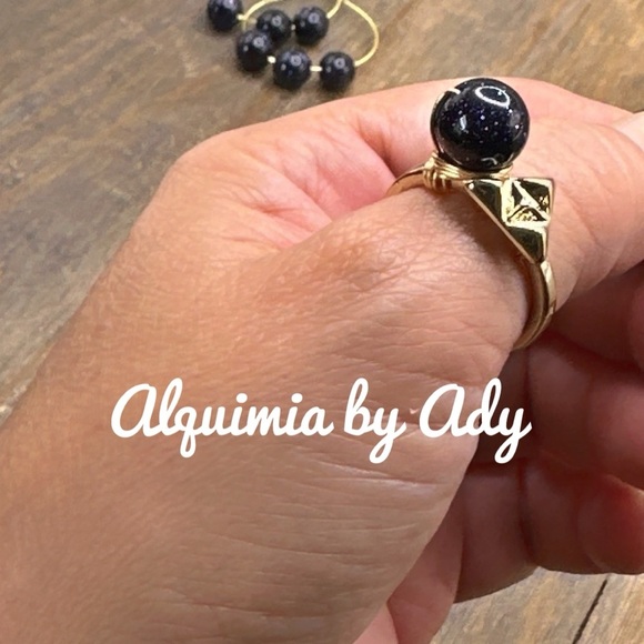 Handmade Gold sandstone wire wrapped chunky ring - Picture 3 of 4